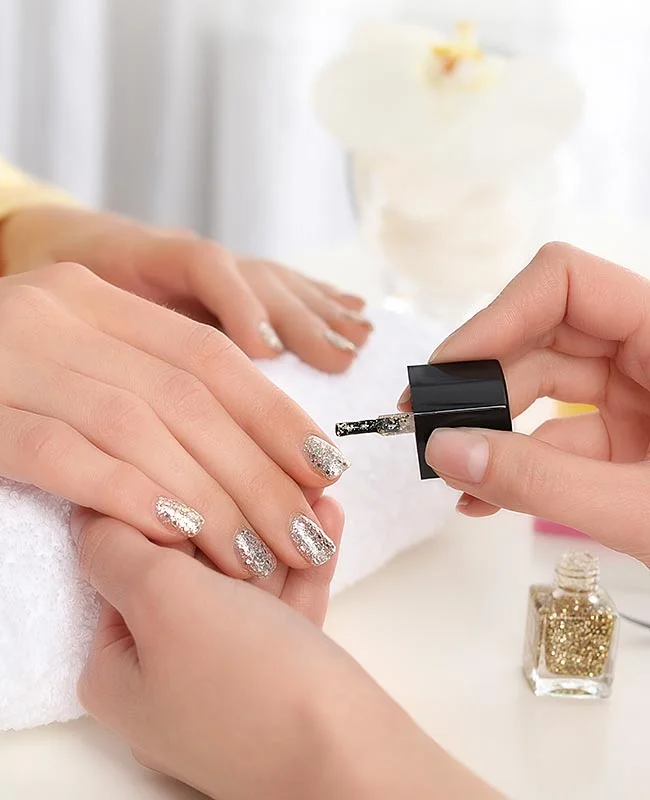 Dipping Nails